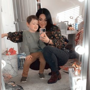 Meet your Posher, Tara